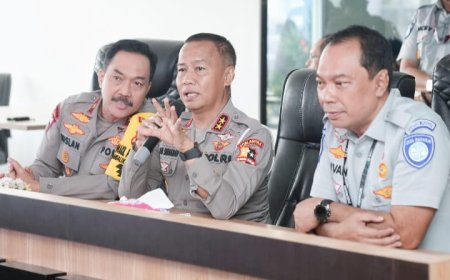 Sukseskan Moto GP Mandalika, Rivan Purwantono dan Kakorlantas Polri Cek Kesiapan Pengamanan Personel