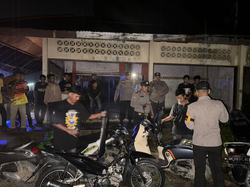 Antisipasi Gangguan Kamtibmas Tahapan Pilkada, Kapolsek Peranap Lakukan Patroli Langsung