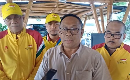 Ketua NPC Riau Sambut Pj Gubernur Riau di Bandara Adi Sumarmo, Rahman Hadi: Semua Berkemungkinan Terjadi