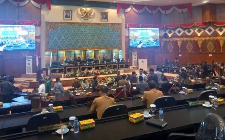 Paripurna DPRD Riau Penyusunan AKD Sempat Molor, Ini Susunannya......