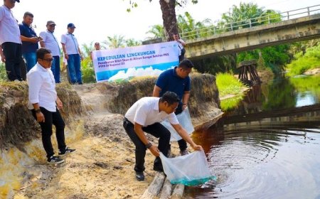 PTPN IV Regional III Tebar 60.000 Bibit Ikan Endemi untuk Penguatan Ekosistem