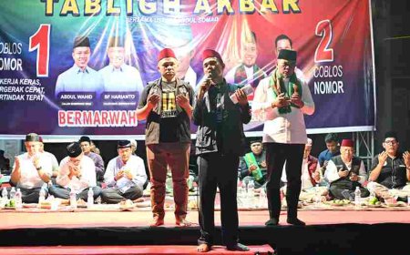 UAS Ajak Masyarakat Pelalawan Pilih Gubernur Abdul Wahid dan Bupati Pelalawan Zukri