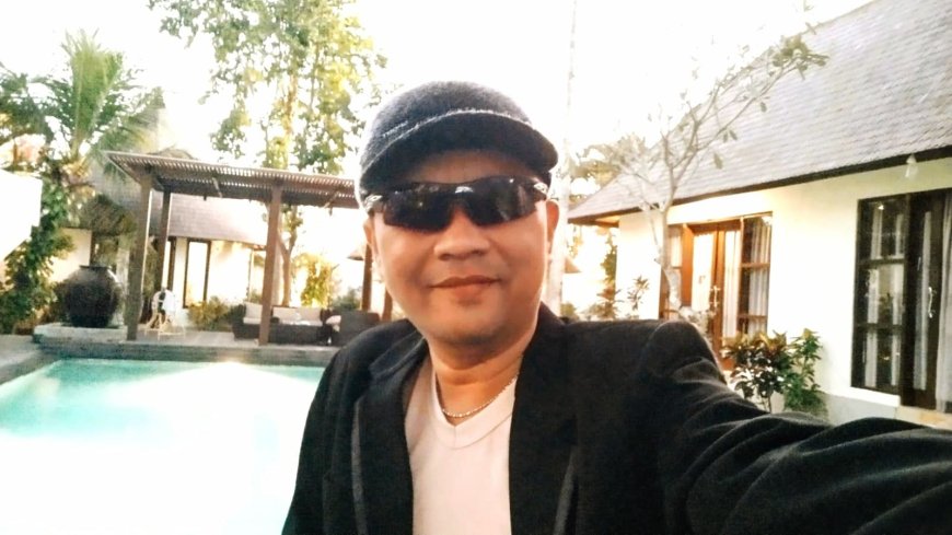 Lagu Penyanyi Agung Malik Happy Jadi Chart no. 1 Di Radio Indonesia