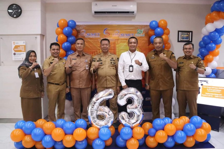 Sekdako Pekanbaru, Indra Pomi Nasution, S.T., M.Si., hadiri jamuan makan siang dalam rangka peringatan HUT ke-63 PT. Bank Sumut di Cabang Pekanbaru