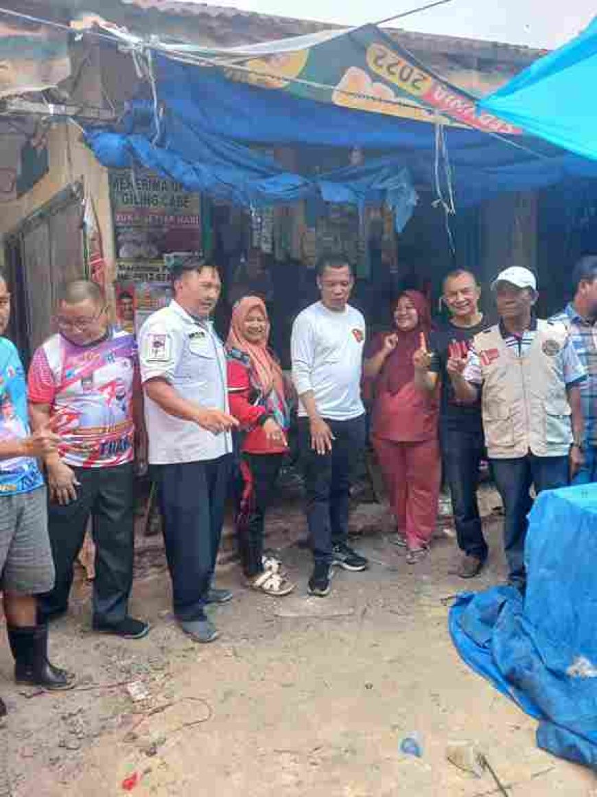 Sembilan Hari Masa Kampanye, Calon Walikota Pekanbaru Muflihun dan Istri Blusukan Kepasar Tangor