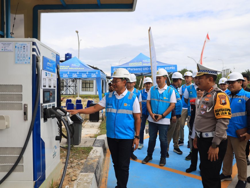 GM PLN UID RKR Bersama Stakeholder Tinjau Pastikan Kesiapan SPKLU  Natal Dan Tahun Baru 2024