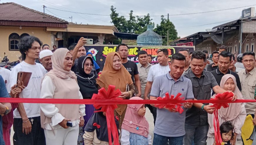 Wabup Labura Gunting Pita Grand Opening Sadeeva Coffe Jalan Ahmad Marpaung Lorvi