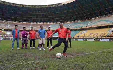 Belasan Tim SSB Perebutkan Gelar Juara di Pekanbaru U-14 Championship 2025, Hazli : semoga lahir bibit unggul yang mengharumkan kota pekanbaru
