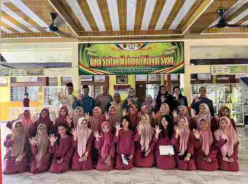 Kagama Pekanbaru Dorong Semangat Siswa SMAN 5 untuk Kuliah di Kampus Impian