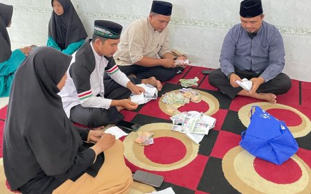 SMP IT Al Fatah Minas dan IZI Riau Gelar Penggalangan Dana "Peluk Palestina" dalam Momen Buka Puasa