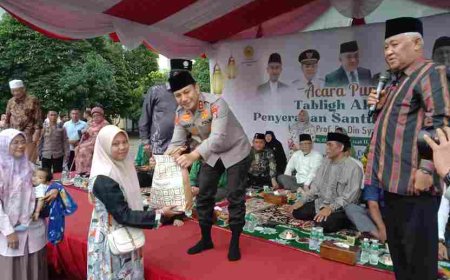UMRI Gelar Tabligh Akbar dan Santuni 1.000 Kaum Dhuafa di Pekanbaru