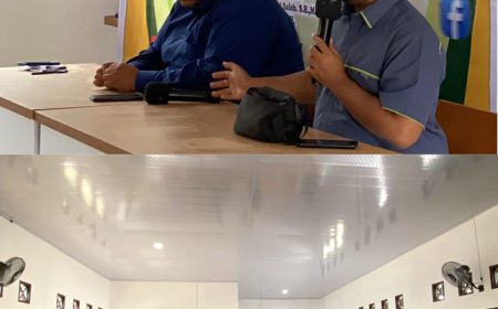 Penyuluhan Hukum Bijak Dalam Menggunakan Media Sosial SMPN 5 Siak Hulu Kampar