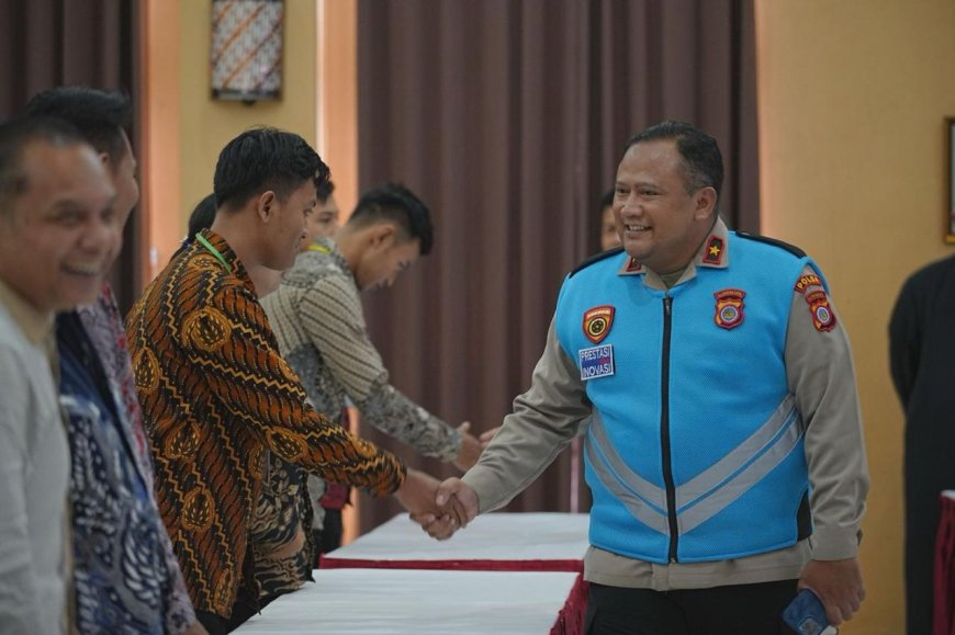 Polda DIY Gelar Pengambilan Sumpah dan Pakta Integritas Rekrutmen Anggota Polri 2025