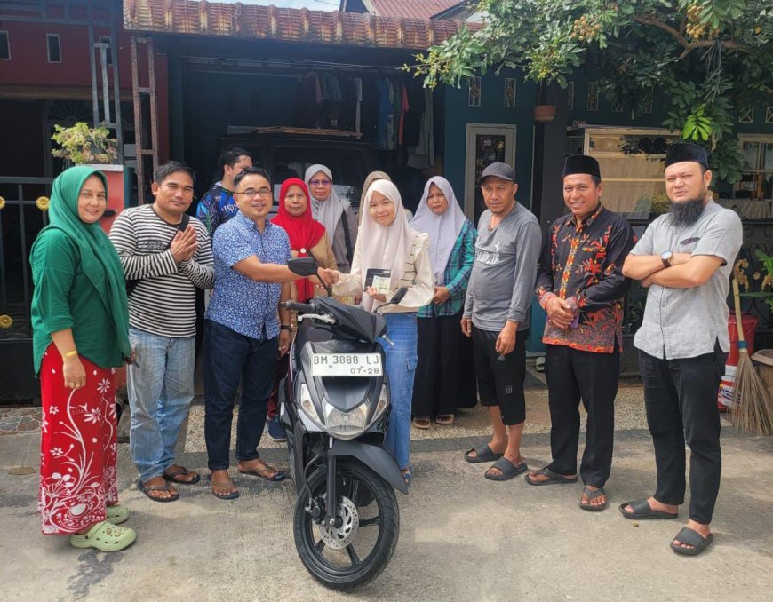 Owner BJM Bambang Susilo Bantu Alda Fitria Anjani, Korban Duka Awal Tahun 2025 di Pekanbaru