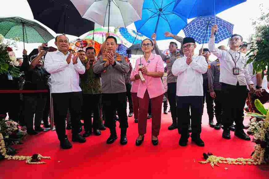 Kapolri Resmikan 20 SPPG untuk Dukung Program Makan Bergizi Gratis, Gerak Nyata Polri Wujudkan Asta Cita