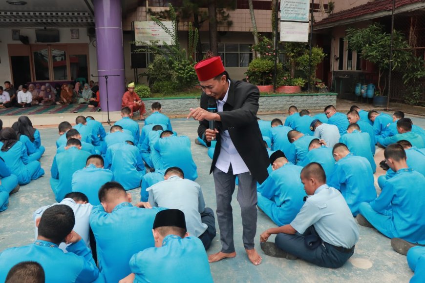SMK Multi Mekanik Masmur Pekanbaru Gelar Pesantren Kilat Ramadhan 1446 H