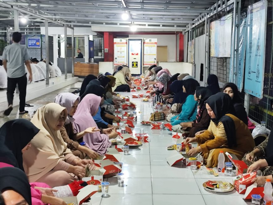 Buka Puasa Bersama di Rutan Rengat, Meningkatkan Kebersamaan dan Silaturahmi