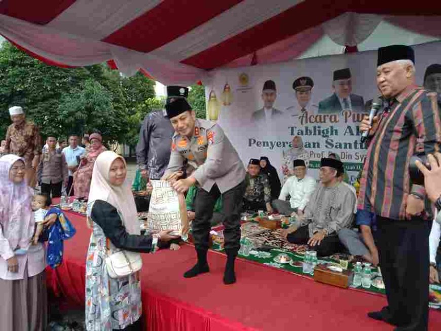 UMRI Gelar Tabligh Akbar dan Santuni 1.000 Kaum Dhuafa di Pekanbaru