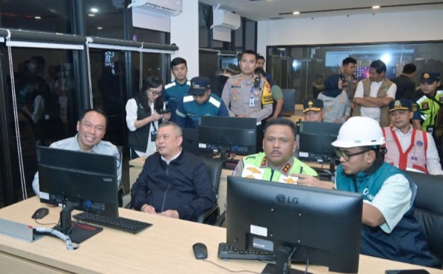 Menhub, Kakorlantas Polri, dan Dirut PT Jasa Raharja Tinjau Kesiapan Pelabuhan Merak Sambut Pemudik