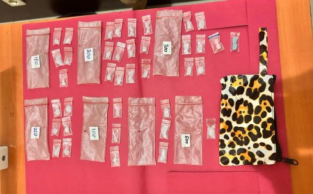 Unit Reskrim Polsek Payung Sekaki Amankan Seorang Pria Diduga Pengedar Narkotika Jenis Shabu-shabu Di Pekanbaru