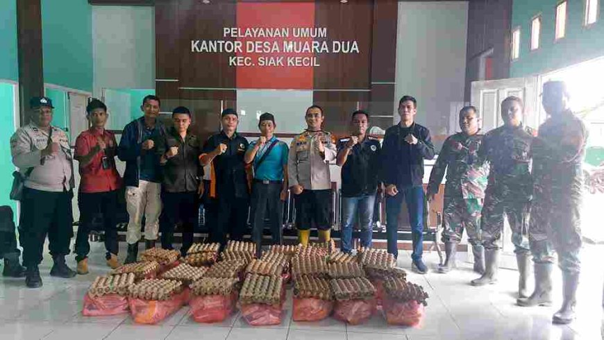 Koperasi Bbdm Salurkan 50 Paket Sembako Untuk Warga Terdampak Banjir Di Siak Kecil