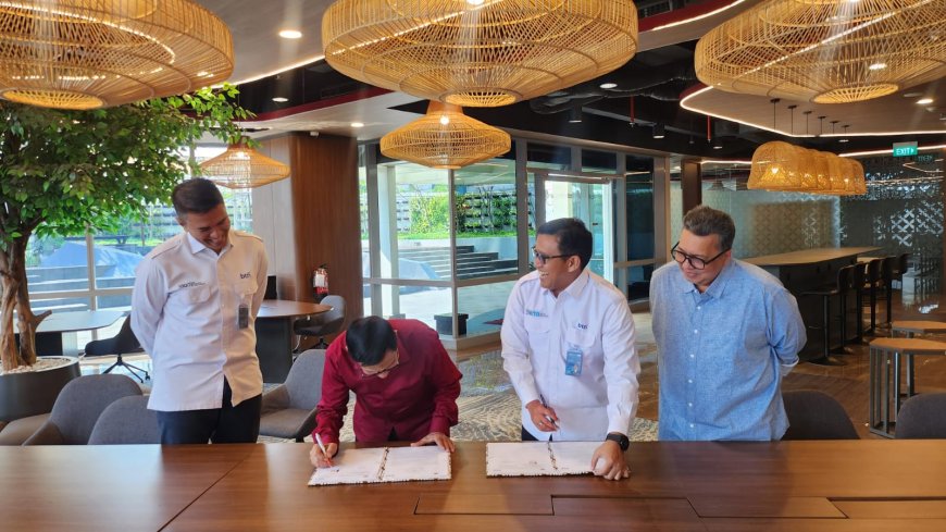 BTN Gandeng PWI Wujudkan Program Tiga Juta Rumah, Serahkan 100 Unit Rumah Subsidi untuk Wartawan