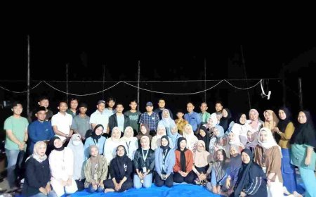 Tiga Pekan Penuh Makna: Mahasiswa Poltekkes Kemenkes Riau Pamit dari RW 10 Pebatuan u