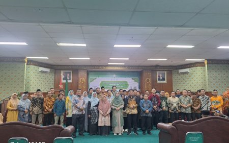 Imran Tambusai Resmi Dilantik Sebagai Ketua IKA Fekonsos UIN Suska Riau Periode 2025–2029