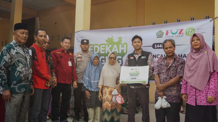 IZI Riau Salurkan Sedekah Daging Senilai Rp20 Juta di Kampung Zakat Boncah Mahang