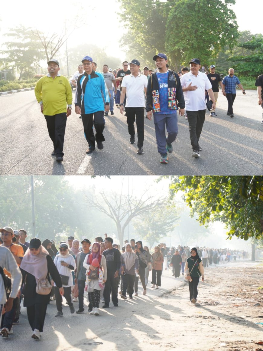 Semangat Milad Ke-17 Umri: Wali Kota Pekanbaru Lepas Gerak Jalan Sehat Dihadiri Ribuan Peserta