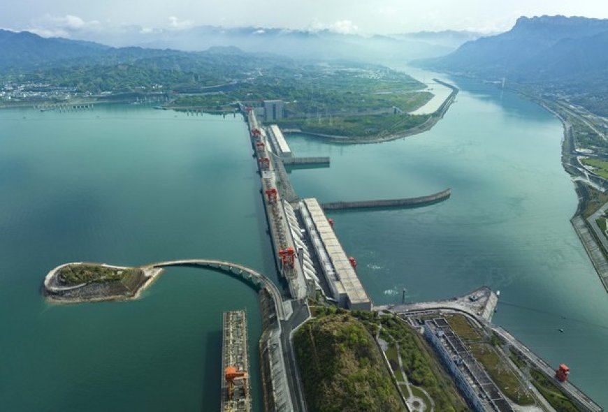Ambisi Manusia Ubah Bumi: NASA Ungkap Dampak Bendungan Tiga Ngarai Tiongkok terhadap Rotasi Planet