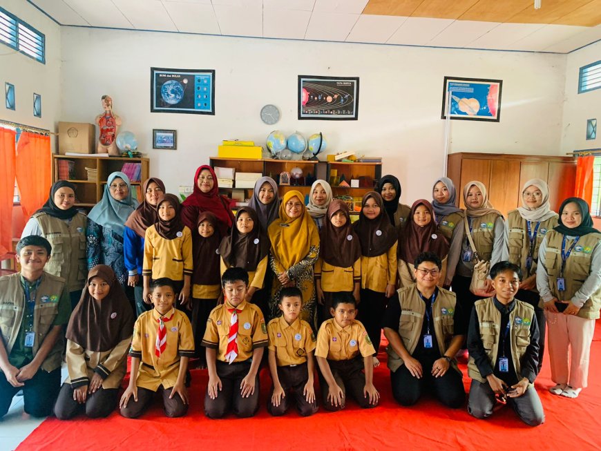 Pelatihan dan Pelantikan Dokter Kecil di SDN 002 Guntung: Mahasiswa Kukerta MBKM FK UNRI Dorong Kesadaran Hidup Sehat Sejak Dini