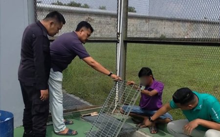 Jaga Lingkungan, Lapas Narkotika Rumbai Lakukan Perbaikan Saluran Pembuangan Air 