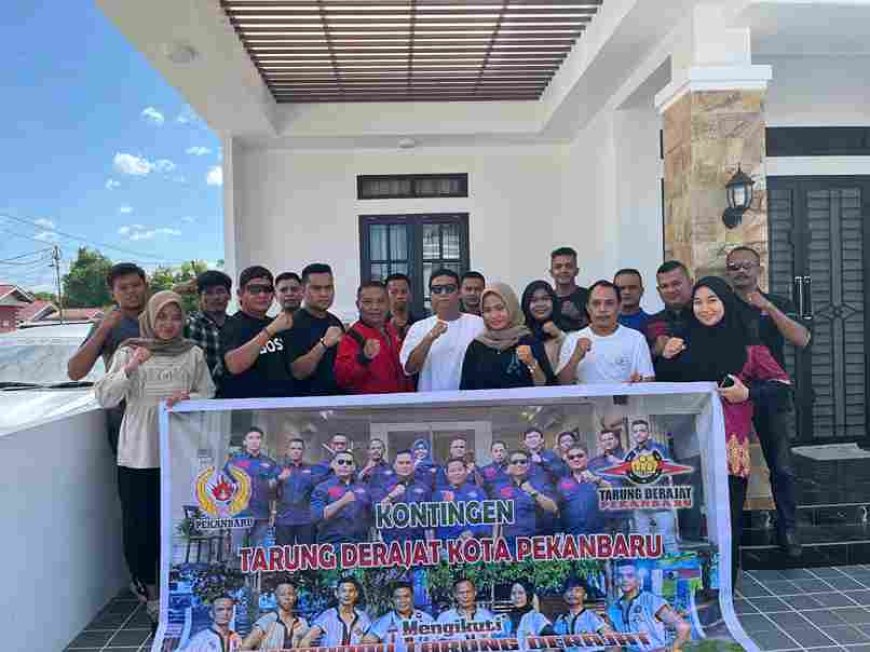 9 Atlet Tarung Derajat Pekanbaru Resmi Dilepas Menuju Kejurprov Riau di Kota Dumai