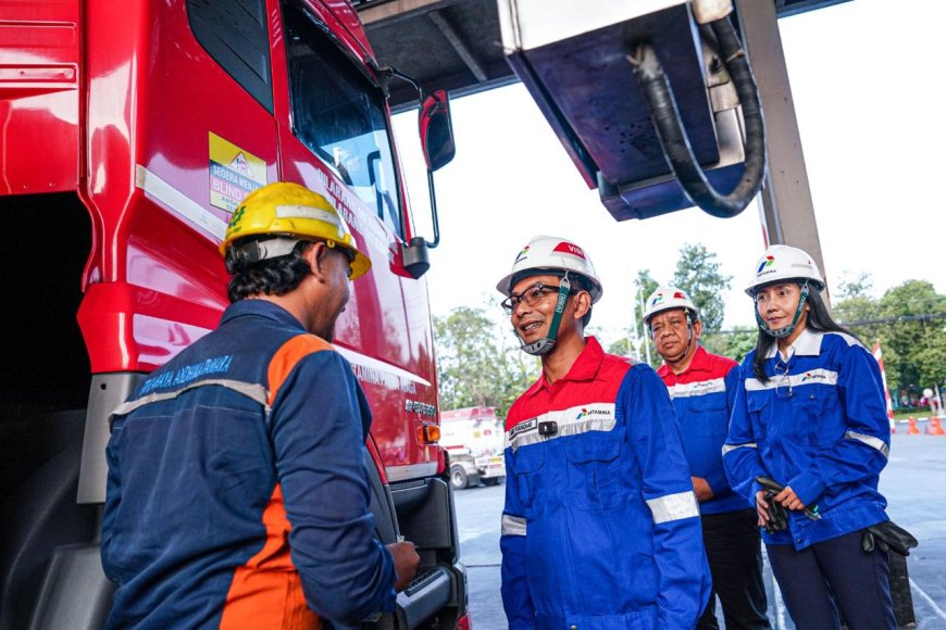 Pertamina Tambah 96 Mobil Tangki untuk Jember, Direktur RID Turun Langsung Pantau Distribusi BBM