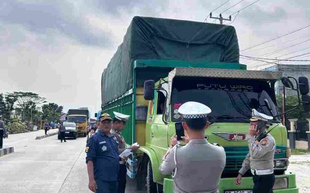 Dishub dan Tim Gabungan Gelar Razia di Panam, Puluhan Kendaraan Ditilang