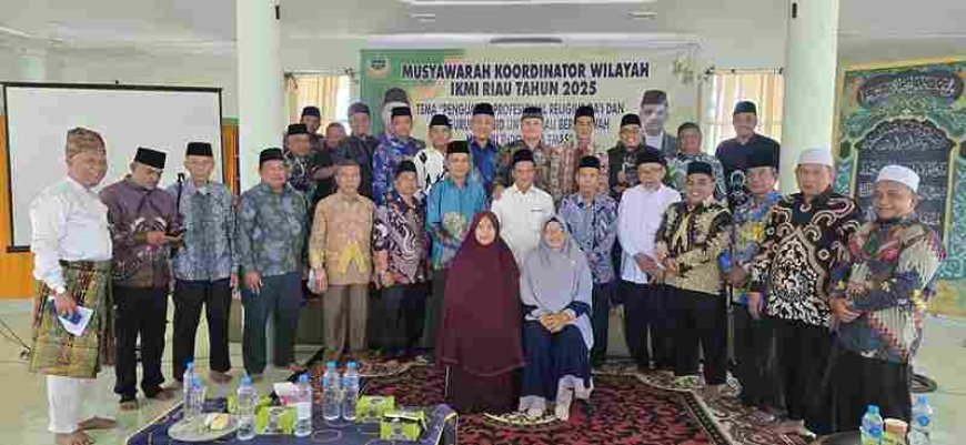 Muskorwil IKMI Riau Tetapkan Ustadz H. Trisakti sebagai Ketua Umum