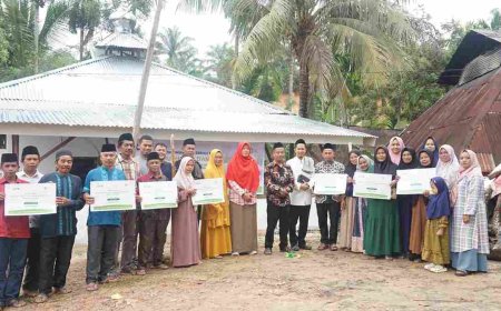 Warga Tuah Negeri Sambut Gembira Bantuan Renovasi dan Sumur Bor dari IZI Riau