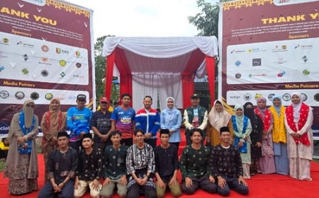 Dukung Mahasiswa Rumbai Bersatu, Karmila Sari Hadiri Festival Pacu Sampan II