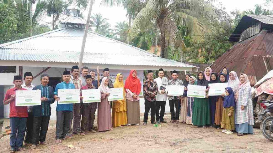 Warga Tuah Negeri Sambut Gembira Bantuan Renovasi dan Sumur Bor dari IZI Riau