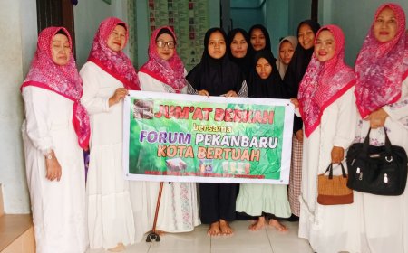 Forum Pekanbaru Kota Bertuah Gelar Aksi Sosial Jum’at Berkah