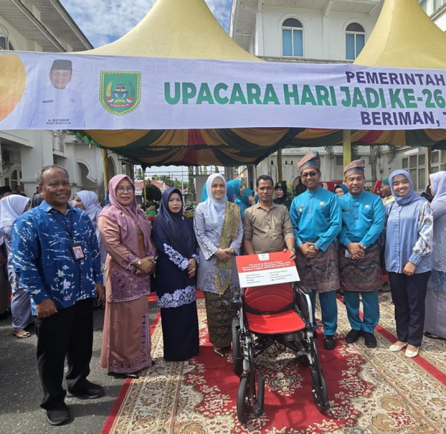 Karmila Sari Bawa “Kado Terindah” untuk Rohil di Hari Jadi ke-26: Ribuan Beasiswa dan Bantuan Pendidikan Disalurkan