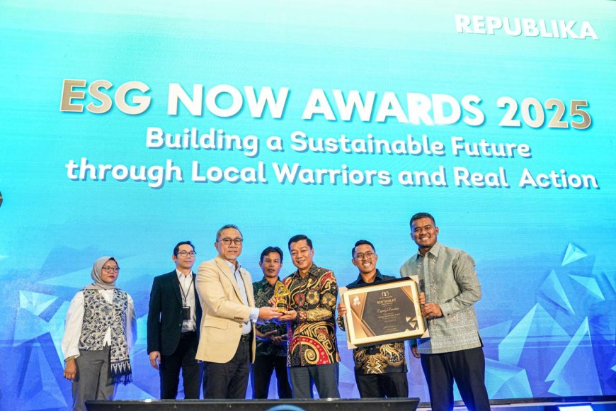 Pertamina Patra Niaga Raih “Eco Innovator Award” atas Inovasi Energi Terbarukan di Desa Walahar