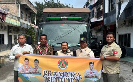 Pramuka Labura Gerak Cepat Salurkan Bantuan untuk Korban Banjir Bandang di Sumut