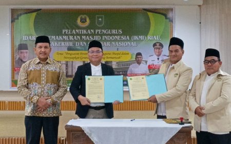 Pelantikan IKMI Riau 2025–2030 Berlangsung Khidmat, Perkuat Peran Masjid sebagai Pusat Dakwah dan Pemberdayaan Umat