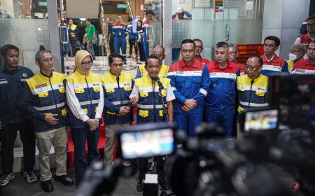 Menteri ESDM Pastikan Pasokan BBM dan LPG Aman Selama Natal 2025 dan Tahun Baru 2026
