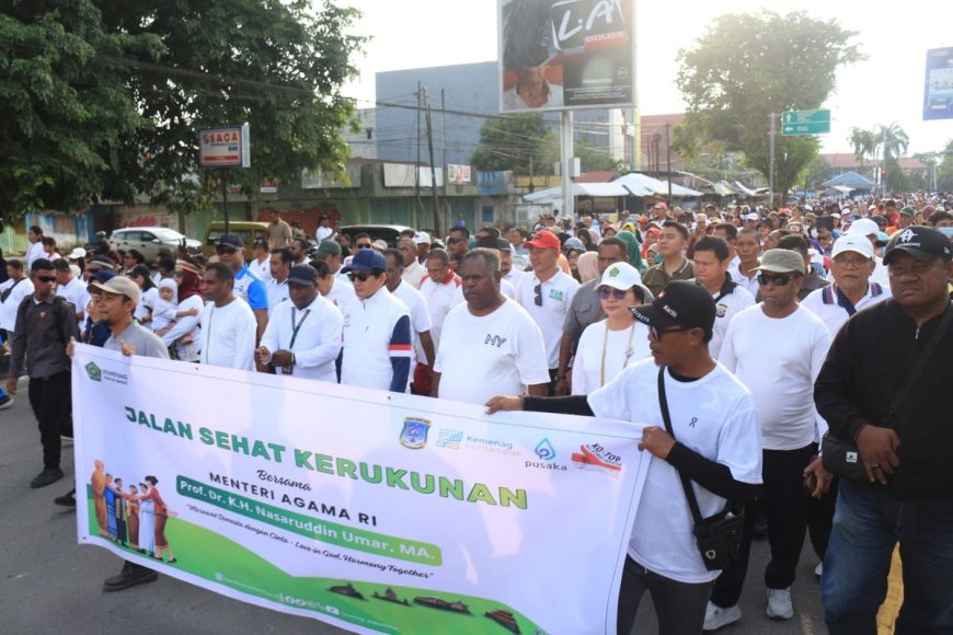 Jalan Sehat Kerukunan Lintas Agama Sorong Jadi Simbol Harmoni, Menag Dorong Papua Barat Daya Jadi Role Model Toleransi Nasional