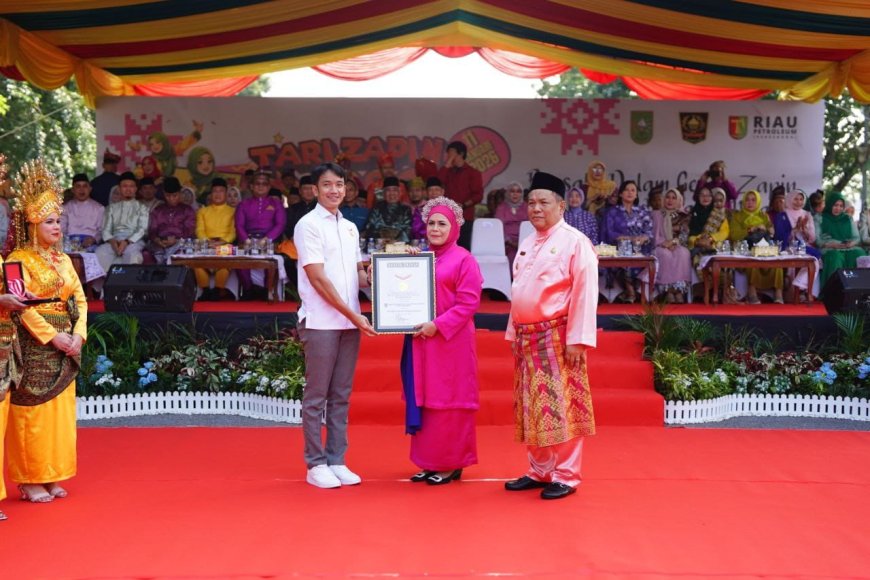 Tari Zapin Massal 6.000 Penari Ukir Rekor Dunia, Riau Tegaskan Kemajuan Berbasis Akar Budaya Melayu