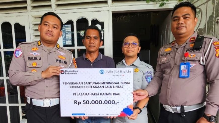 Jasa Raharja Riau Serahkan Santunan Korban Tabrak Sp.Motor Ngebut di Pekanbaru