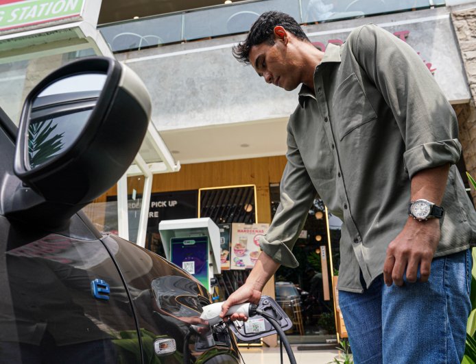GREEN WEDNESDAY HADIR LAGI! Pertamina Patra Niaga Tebar Promo Energi Hijau, Diskon Pertamax Green 95 dan Bonus EV Setiap Rabu
